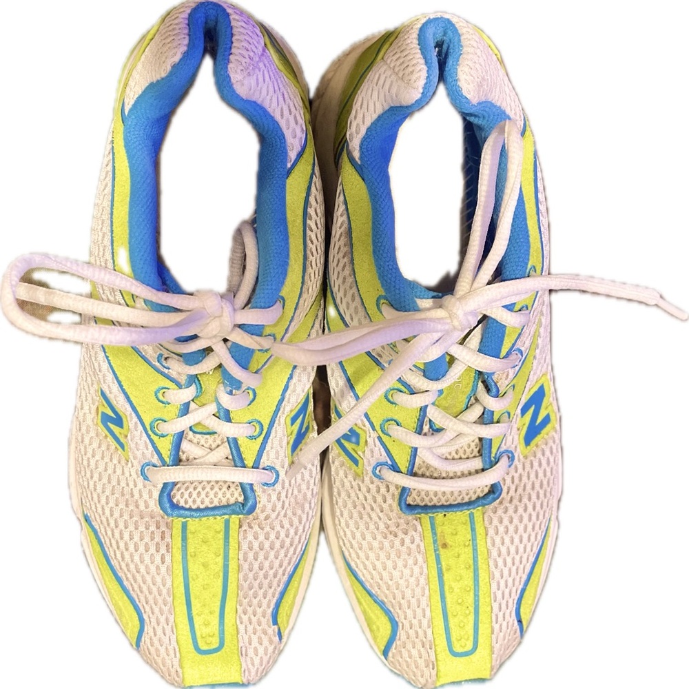 New Balance Women's Athletic Shoes 8 1/2